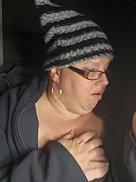 Budd Bunney online show from October 21, 2025, 1:17 am