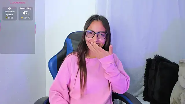 Snapshot of aleaa_x chatting on October 22, 2025, 1:06 am aleaa x online show from October 22, 2025, 1:06 am