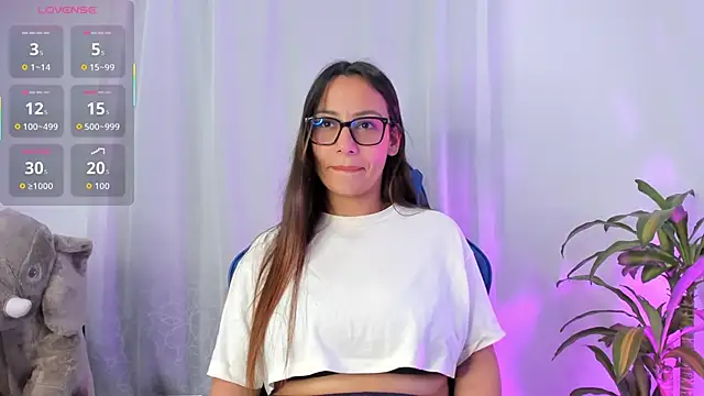 Snapshot of aleaa_x chatting on November 1, 2025, 1:18 am aleaa x online show from November 1, 2025, 1:18 am