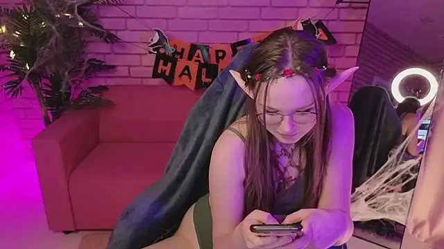 SirenaBlessing online show from October 27, 2025, 9:02 am