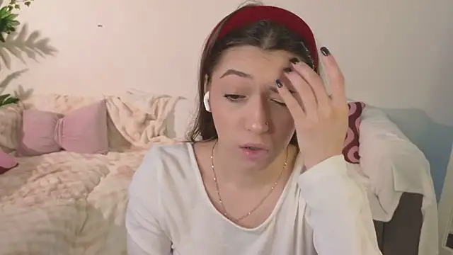 slow flower online show from March 12, 2026, 12:22 pm