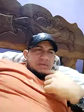 Snapshot of fayola20 chatting on October 16, 2025, 10:33 pm fayola20 online show from October 16, 2025, 10:33 pm