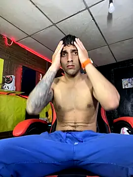 alessandro290 online show from October 1, 2025, 9:54 pm