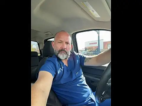 fuckadilf online show from November 10, 2025, 4:39 pm