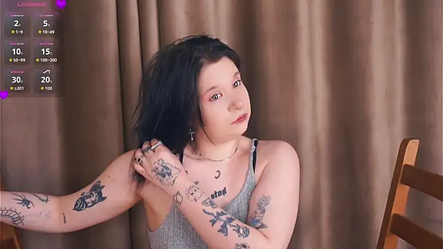 EviaVanveen online show from January 8, 2026, 7:43 am