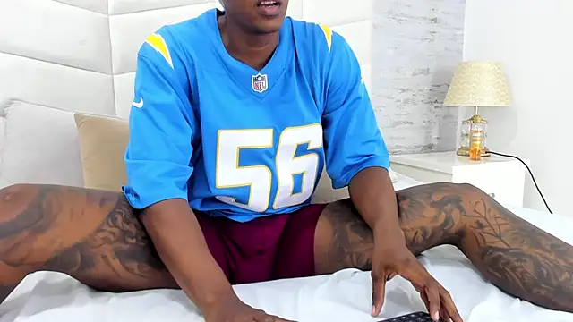 jax black online show from October 11, 2025, 8:18 pm