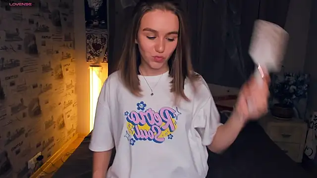 TienKnous online show from November 9, 2025, 7:12 pm