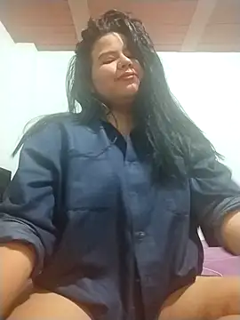 Tania cruz  online show from November 25, 2025, 4:01 am