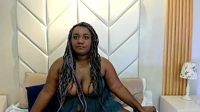 EmmaBrantt online show from November 29, 2025, 3:53 am