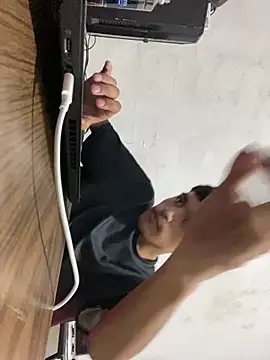 feetbooy online show from November 29, 2025, 11:52 pm