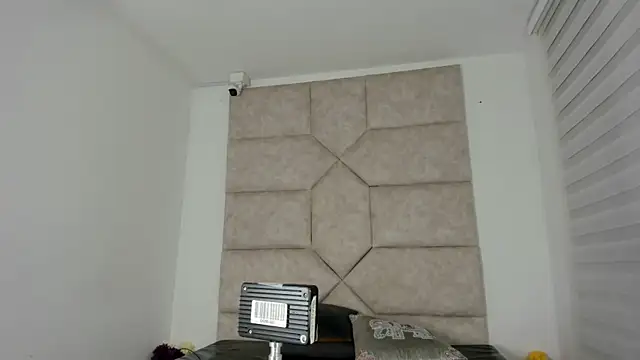 Snapshot of Scaarlett_22_ chatting on November 3, 2025, 12:46 am Scaarlett 22 online show from November 3, 2025, 12:46 am