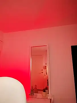 Snapshot of aleja_cy chatting on September 30, 2025, 1:54 am aleja cy online show from September 30, 2025, 1:54 am