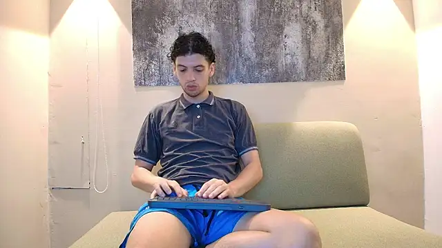 ISRAEL GRAY online show from October 8, 2025, 12:14 pm