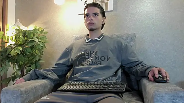 Axelwiliams online show from January 13, 2026, 11:37 am