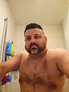 Roddog18 online show from December 20, 2025, 7:26 am