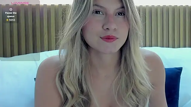 mia curry online show from December 21, 2025, 6:37 pm