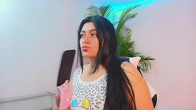 alejitasweet online show from October 4, 2025, 2:53 am