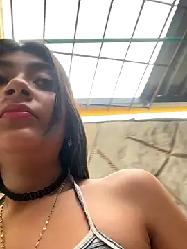 Sweed-virgin-pussy online show from November 3, 2025, 12:28 pm