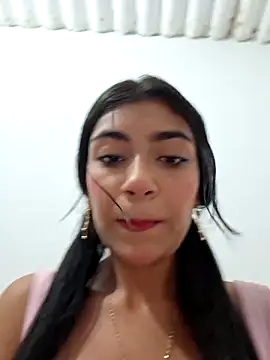 Snapshot of Sweed-virgin-pussy chatting on May 31, 2026, 11:17 pm Sweed-virgin-pussy online show from May 31, 2026, 11:17 pm