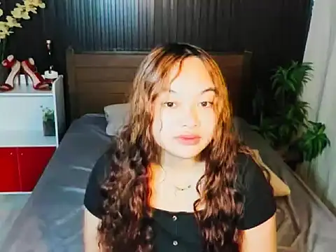 UrFavouriteCravings online show from October 16, 2025, 12:33 am