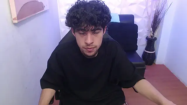 Liil boy online show from October 1, 2025, 3:56 am