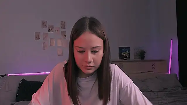 adelle046 online show from November 2, 2025, 11:01 am