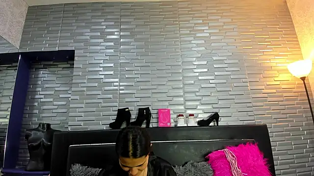 ChloeMorelli online show from October 4, 2025, 2:20 am