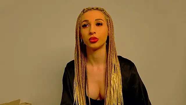 Sia a online show from December 22, 2025, 4:09 am