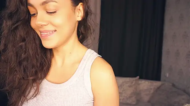 ChinLamont online show from November 4, 2025, 7:40 am