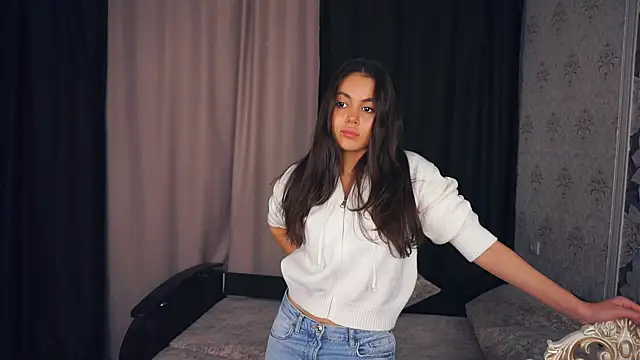 ChinLamont online show from November 13, 2025, 9:30 am