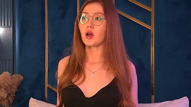 Snapshot of LisaFoxs chatting on October 1, 2025, 1:39 pm LisaFoxs online show from October 1, 2025, 1:39 pm