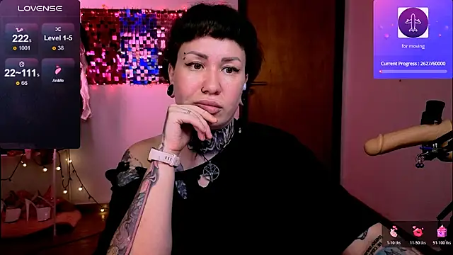 Senorita  Dakota online show from February 18, 2026, 8:43 am