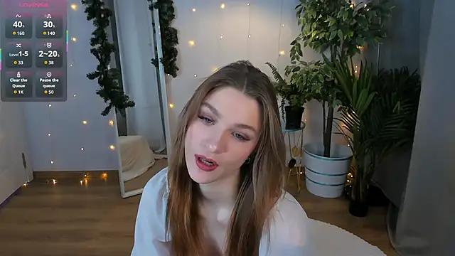 PollyMayer online show from December 16, 2025, 8:58 pm