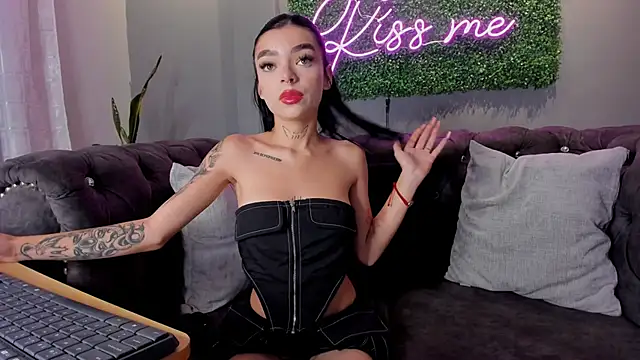 Snapshot of scarlettvelvet_ chatting on October 10, 2025, 3:11 pm scarlettvelvet online show from October 10, 2025, 3:11 pm