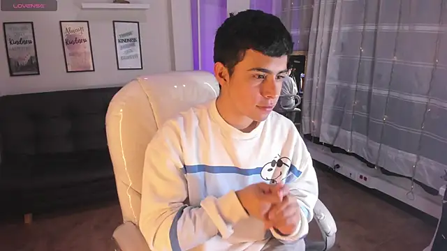 Snapshot of Nyko_ds chatting on October 29, 2025, 4:15 am Nyko ds online show from October 29, 2025, 4:15 am