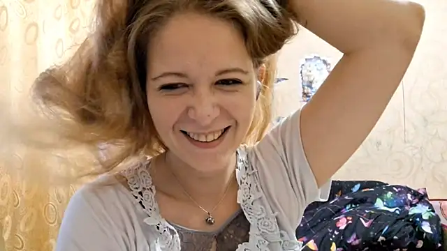 Snapshot of Marry_Wild chatting on October 17, 2025, 6:49 am Marry Wild online show from October 17, 2025, 6:49 am