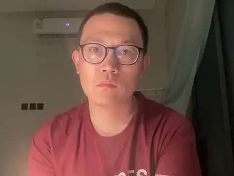 Snapshot of yewuzhibb chatting on October 4, 2025, 2:48 pm yewuzhibb online show from October 4, 2025, 2:48 pm