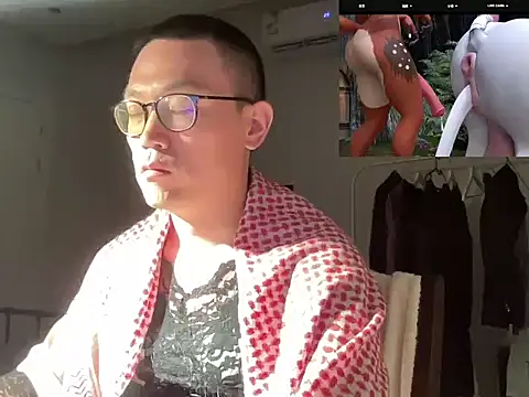 Snapshot of yewuzhibb chatting on October 16, 2025, 7:48 pm yewuzhibb online show from October 16, 2025, 7:48 pm