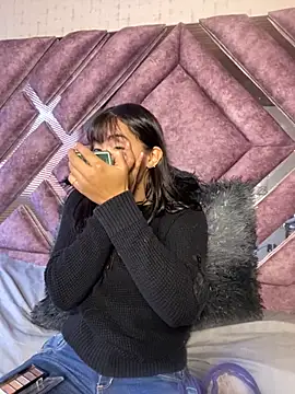 LunaMartinez Pink online show from October 28, 2025, 12:41 pm