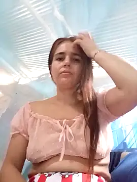 antonellahotimida online show from December 21, 2025, 2:24 pm