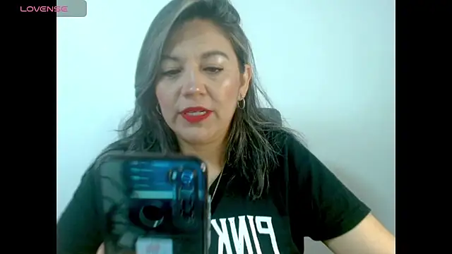 XxAntonellaxxx online show from October 15, 2025, 1:44 pm