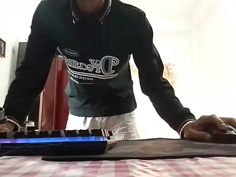 amanWildstalion online show from November 24, 2025, 7:08 am