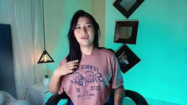 Rubyvixxen  online show from October 11, 2025, 3:17 am