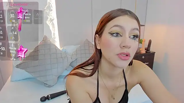 ariel blossomm online show from October 14, 2025, 12:28 pm