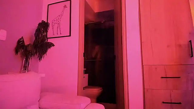 Snapshot of ZaynShadow chatting on October 29, 2025, 11:28 pm ZaynShadow online show from October 29, 2025, 11:28 pm