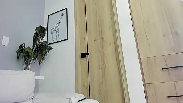 Snapshot of ZaynShadow chatting on October 31, 2025, 9:49 pm ZaynShadow online show from October 31, 2025, 9:49 pm