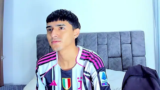 Snapshot of Anthony_carter chatting on October 29, 2025, 1:24 pm Anthony carter online show from October 29, 2025, 1:24 pm