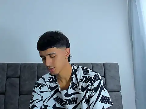 Snapshot of Anthony_carter chatting on October 31, 2025, 2:18 pm Anthony carter online show from October 31, 2025, 2:18 pm