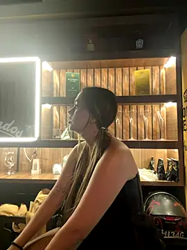 Sofi kim  online show from November 3, 2025, 1:51 am