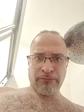 Curious9884 online show from April 18, 2026, 11:14 am